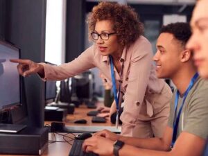 Entry level cyber security jobs in UK with visa sponsorship